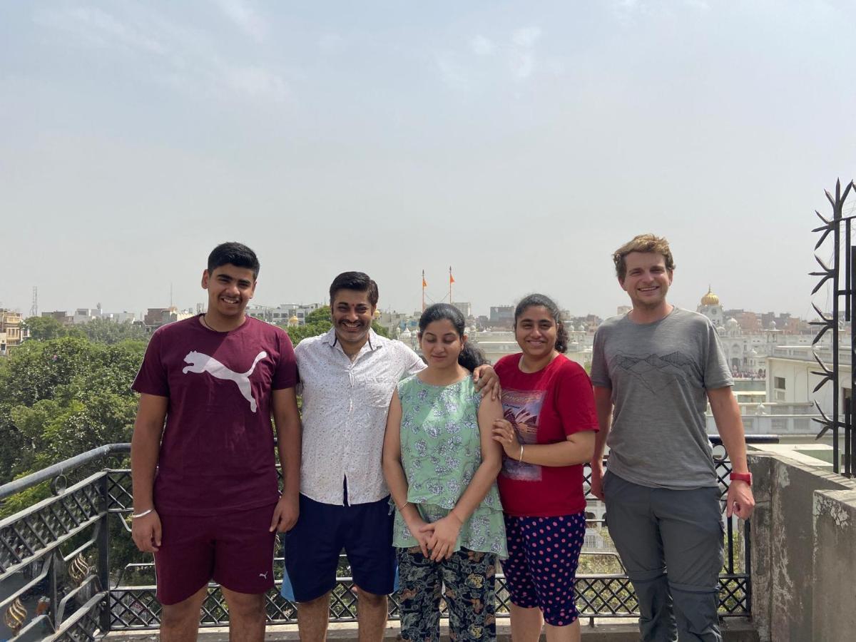 أمريتسار 4N Homestay- Golden Temple View المظهر الخارجي الصورة
